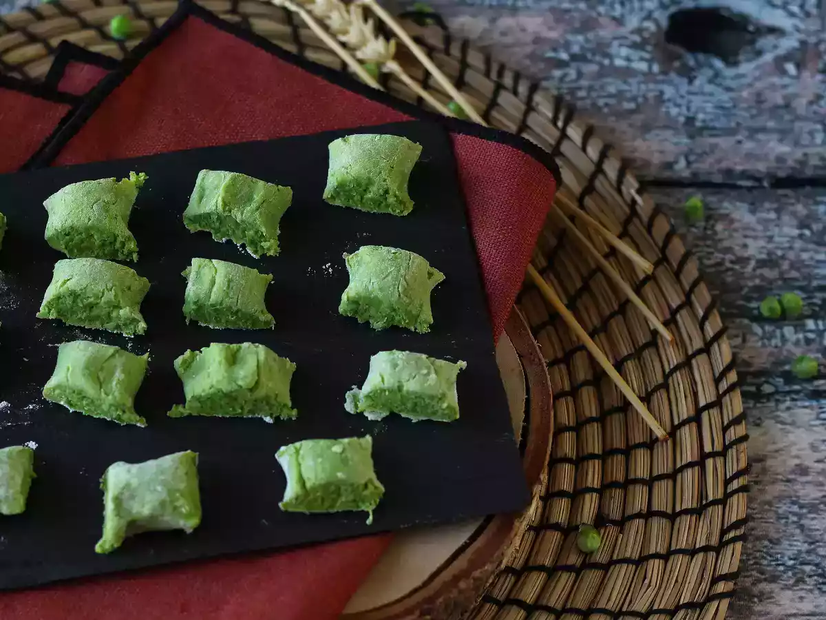 Pierogi z groszkiem bez jajek: gotowe w mgnieniu oka! - zdjęcie 2