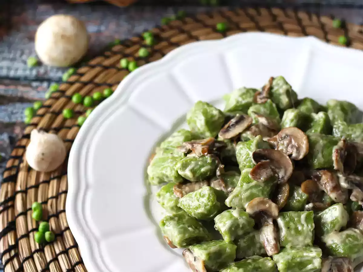 Pierogi z groszkiem bez jajek: gotowe w mgnieniu oka! - zdjęcie 5