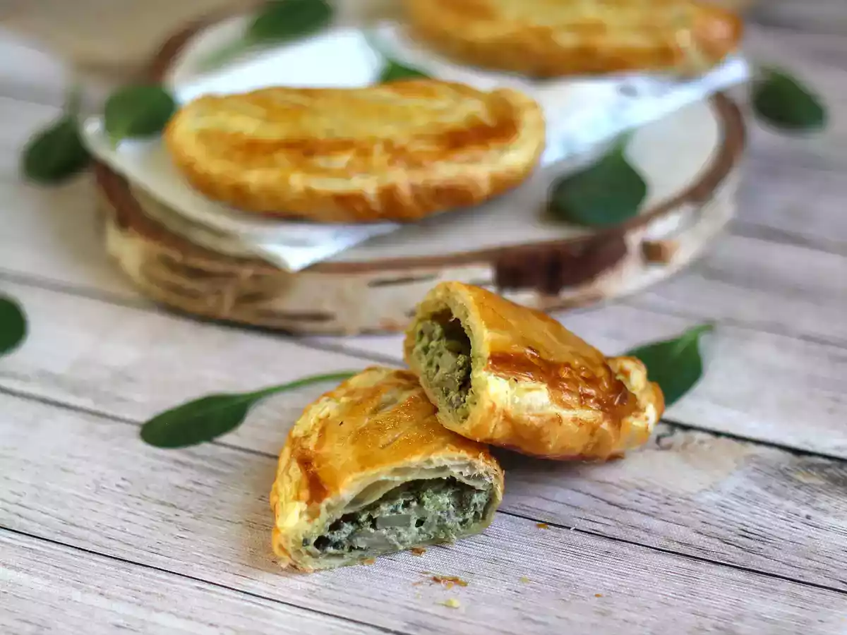 Pierożki nadziewane pieczarkami i szpinakiem - zdjęcie 3