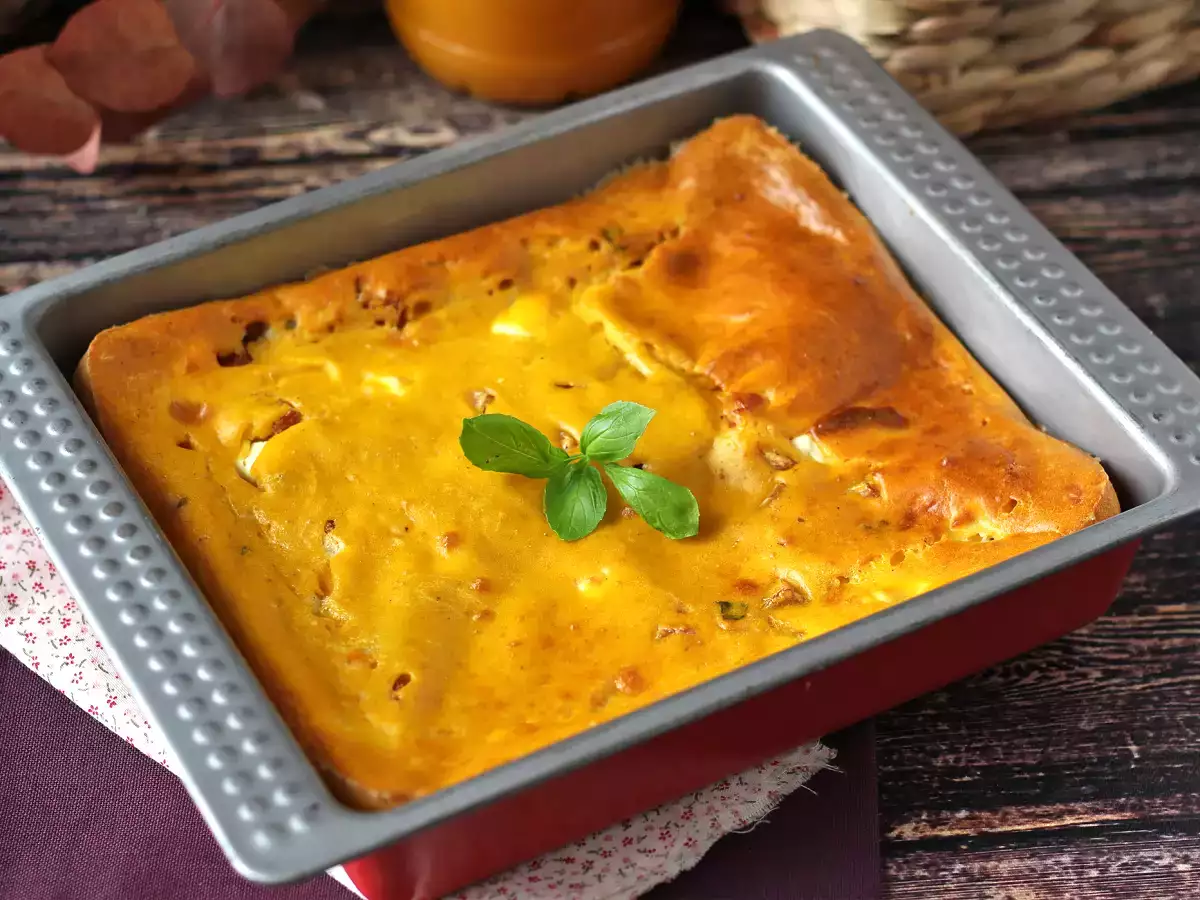 Pikantne brownie z szynką i fetą oraz dynią: idealny przepis na zupę recyklingową! - zdjęcie 2