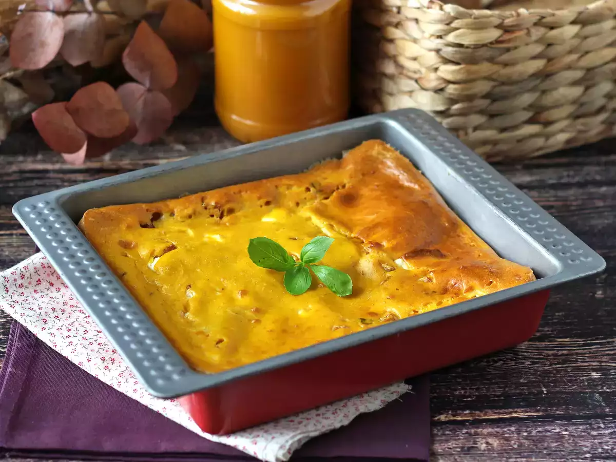 Pikantne brownie z szynką i fetą oraz dynią: idealny przepis na zupę recyklingową! - zdjęcie 4