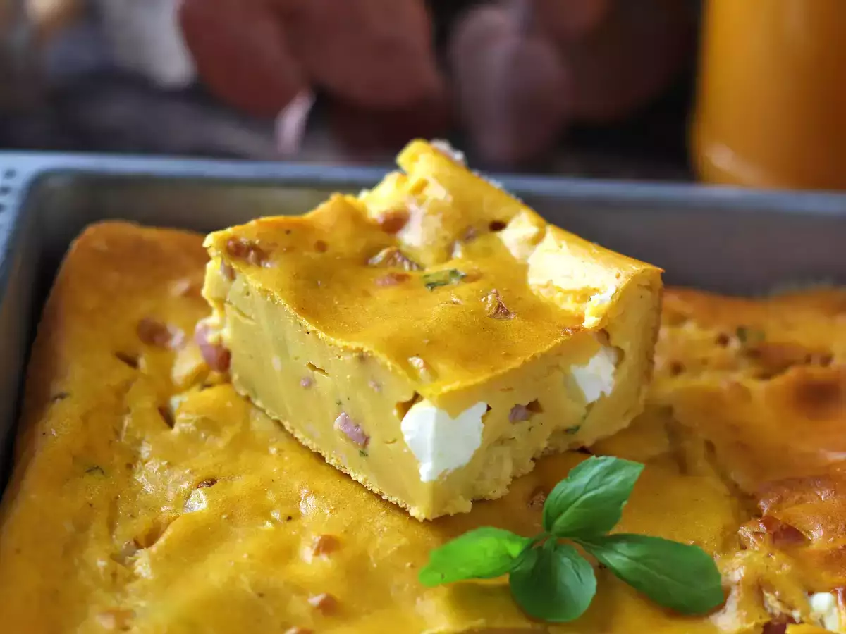 Pikantne brownie z szynką i fetą oraz dynią: idealny przepis na zupę recyklingową! - zdjęcie 7