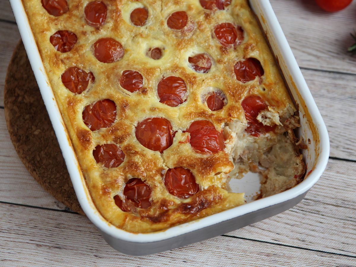 Pikantne clafoutis z pomidorkami koktajlowymi i tuńczykiem - zdjęcie 4