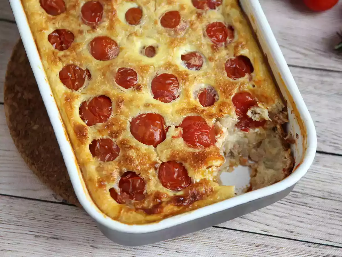 Pikantne clafoutis z pomidorkami koktajlowymi i tuńczykiem - zdjęcie 4