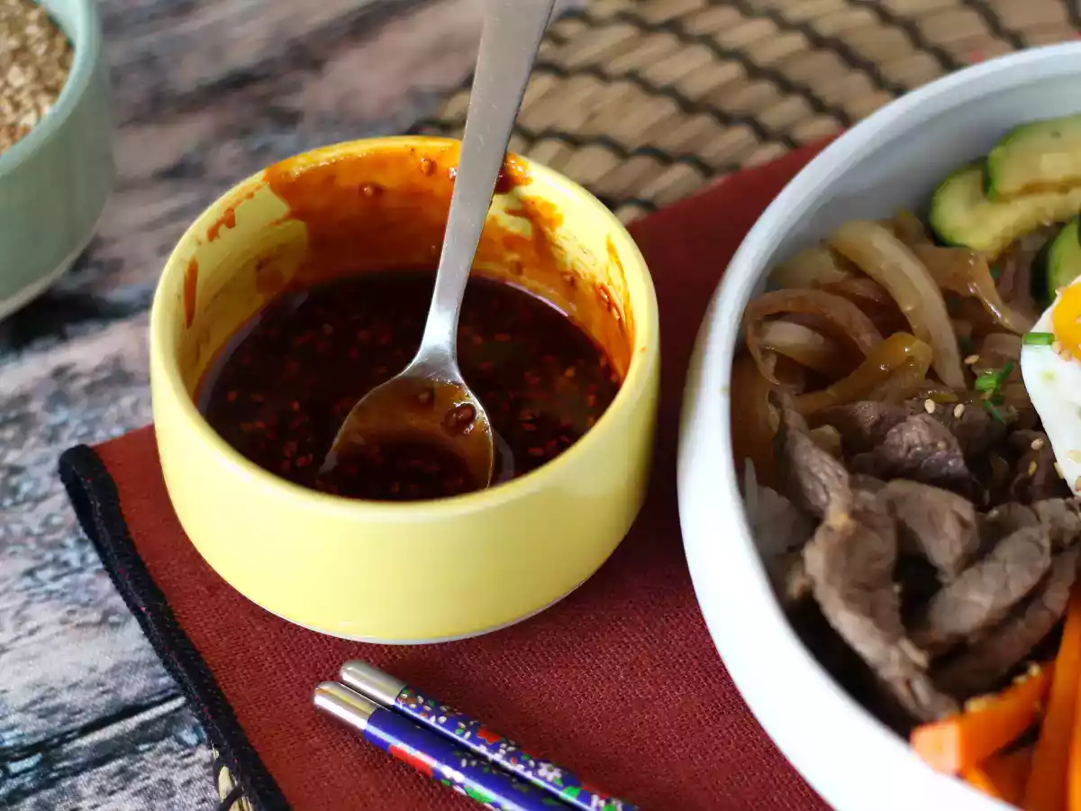 Pikantny koreański sos gochujang do Bibimbap - zdjęcie 4