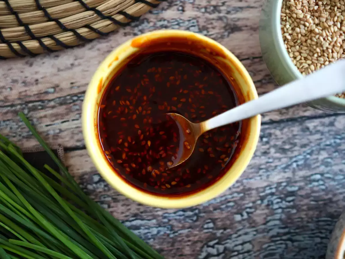 Pikantny koreański sos gochujang do bibimbapu - zdjęcie 2