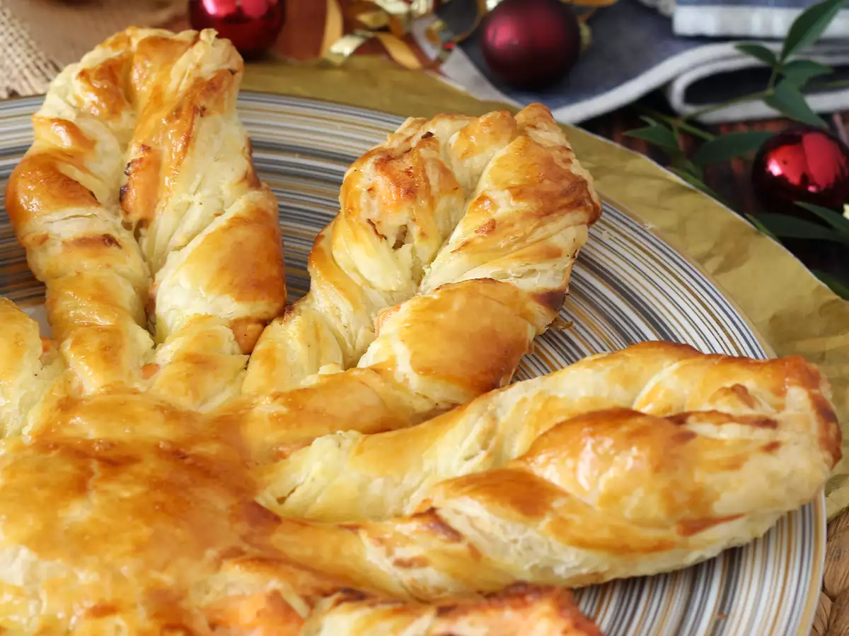 Płatek śniegu z ciasta francuskiego z łososiem i serkiem śmietankowym – idealna przekąska na aperitif - zdjęcie 2