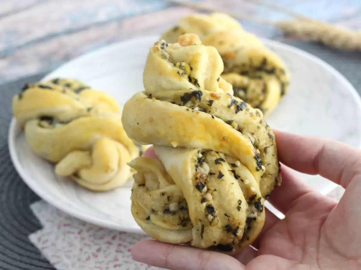 Plecione bułeczki z pesto - zdjęcie 3