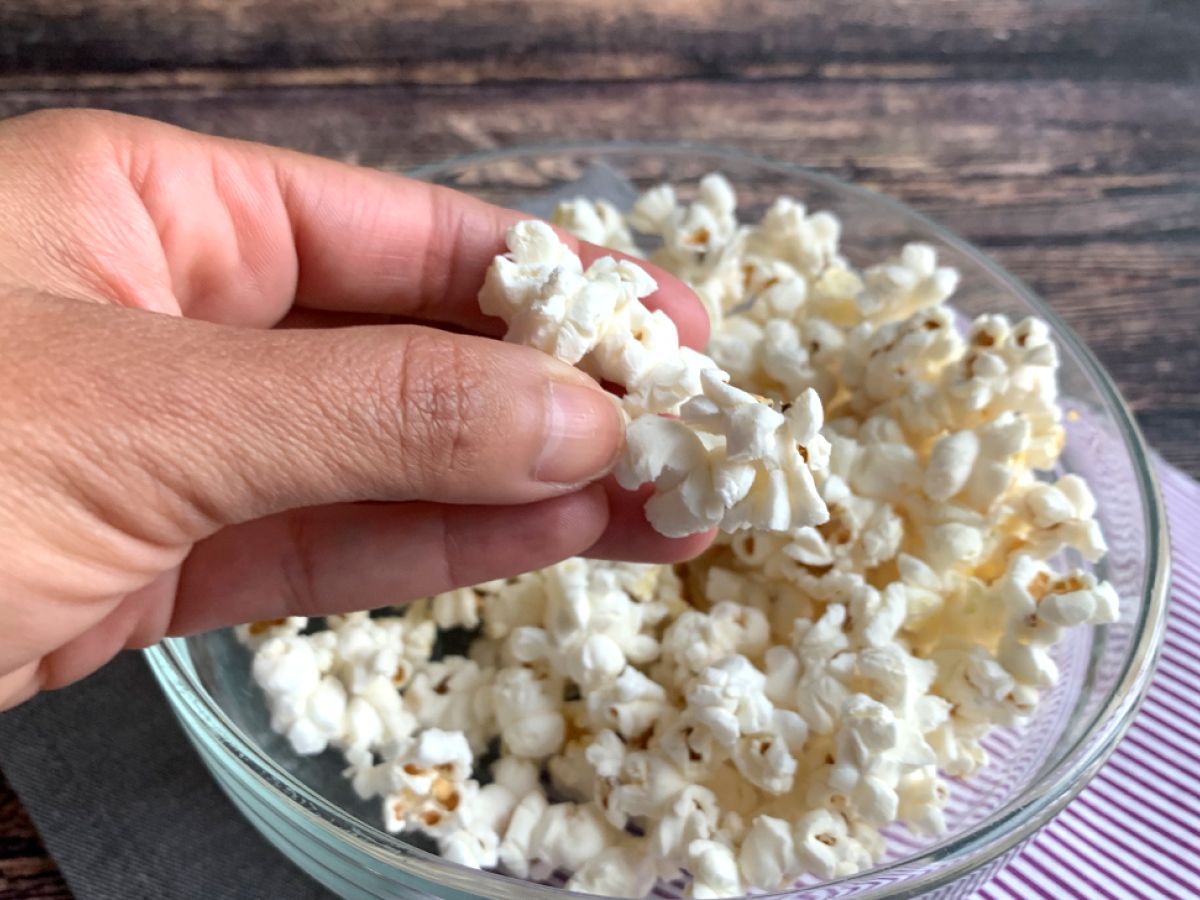 Popcorn bez oleju przygotowany w mikrofalówce - zdjęcie 3