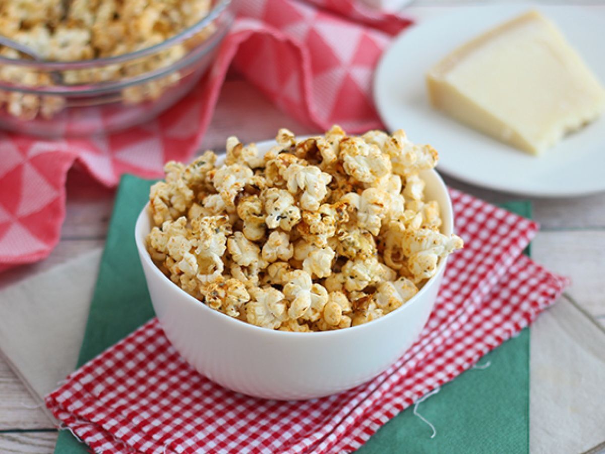 Popcorn o smaku pizzy - zdjęcie 2