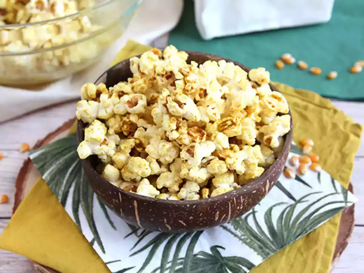 Popcorn z curry