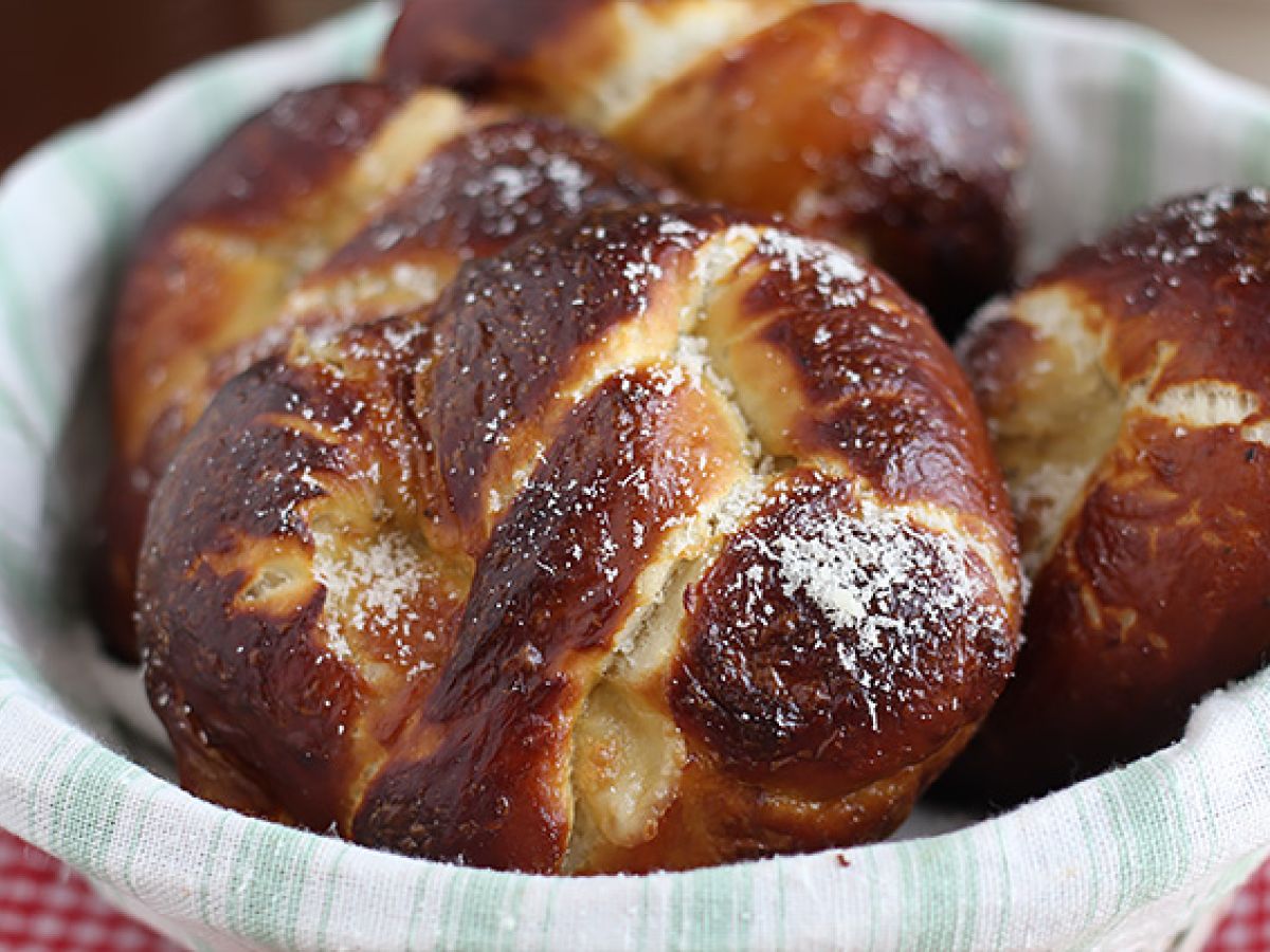 Precle z mozzarellą i rozmarynem - zdjęcie 2