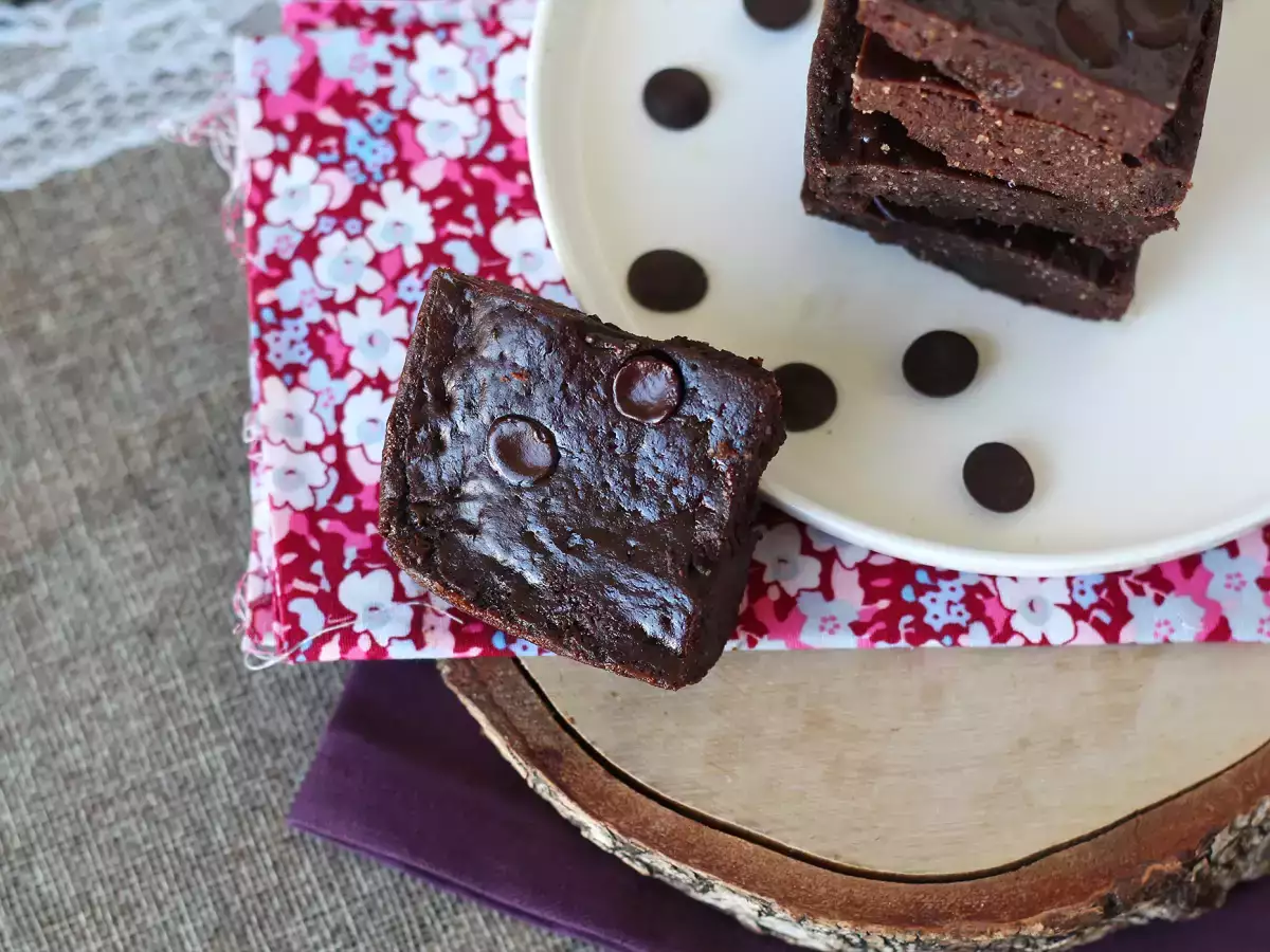 Proteinowe brownie z odżywką białkową whey, naturalnie bezglutenowe - zdjęcie 5