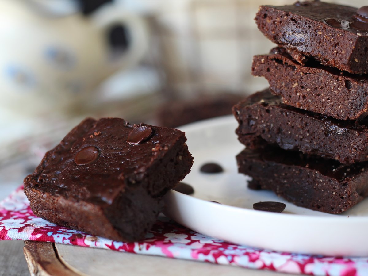 Proteinowe brownie z serwatką, naturalnie bezglutenowe - zdjęcie 2