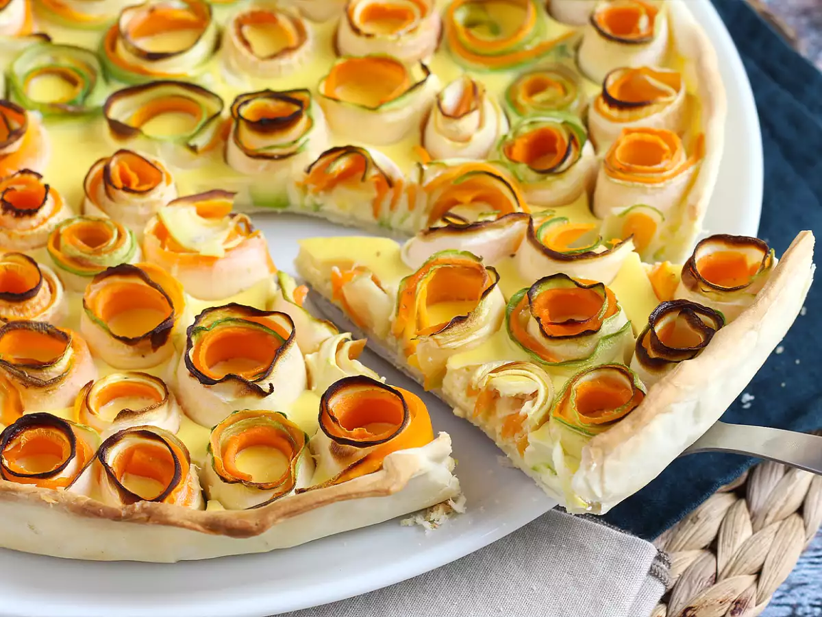 Quiche z różami z cukinii i marchewki - zdjęcie 4