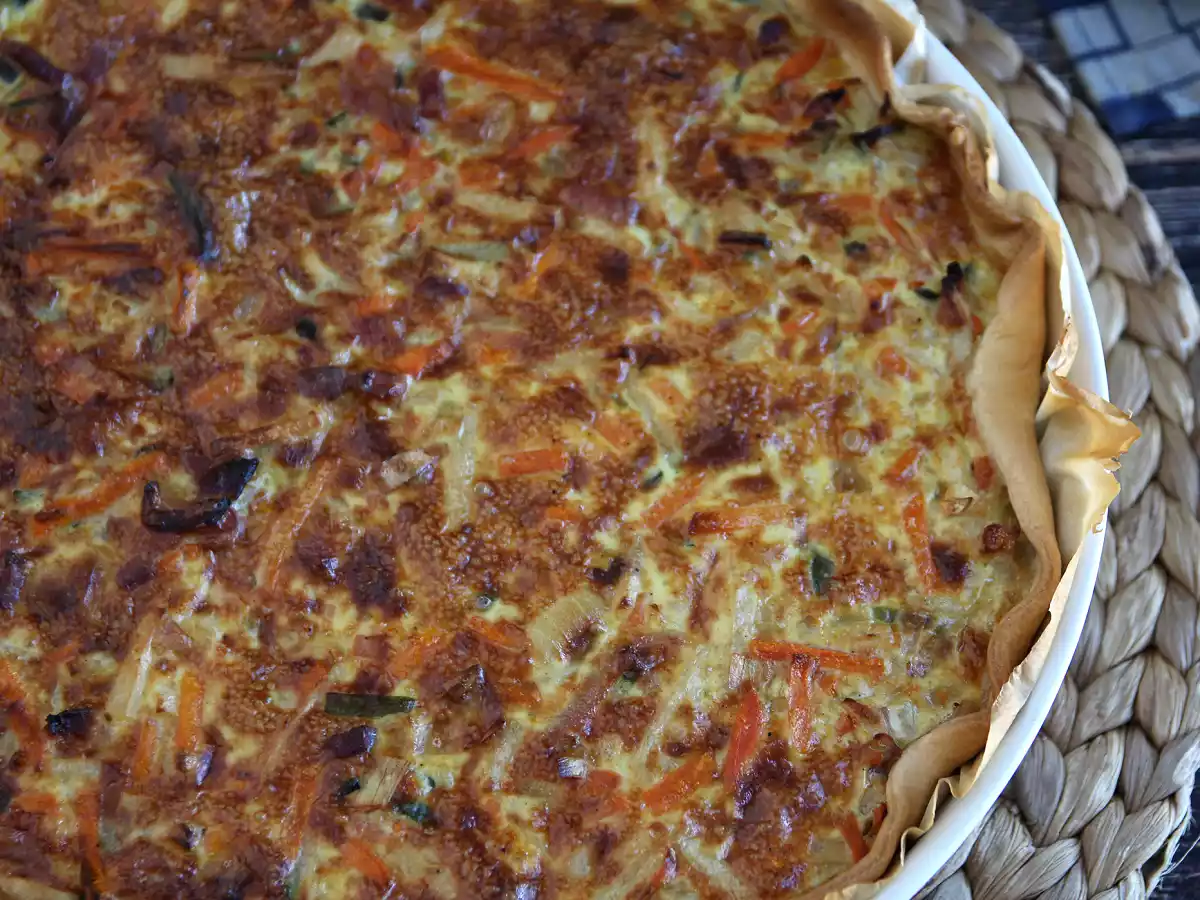 Quiche z warzywami i boczkiem, które wszyscy uwielbiają! - zdjęcie 4