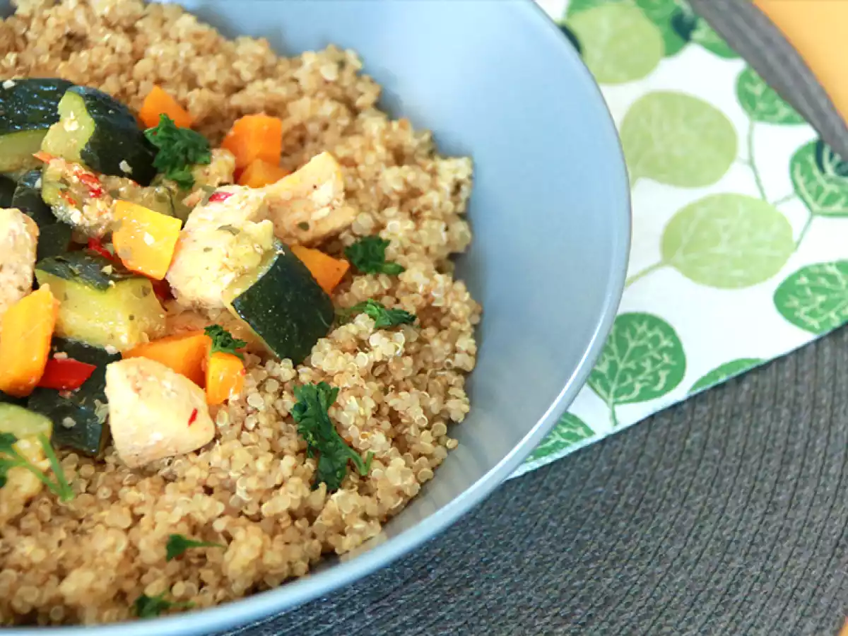 Quinoa z warzywami i kurczakiem - zdjęcie 2