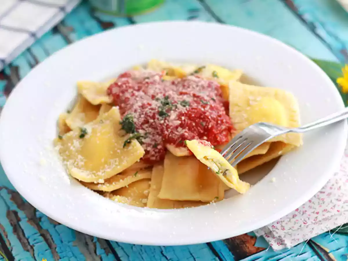 Ravioli z ricottą, przepis krok po kroku - zdjęcie 2