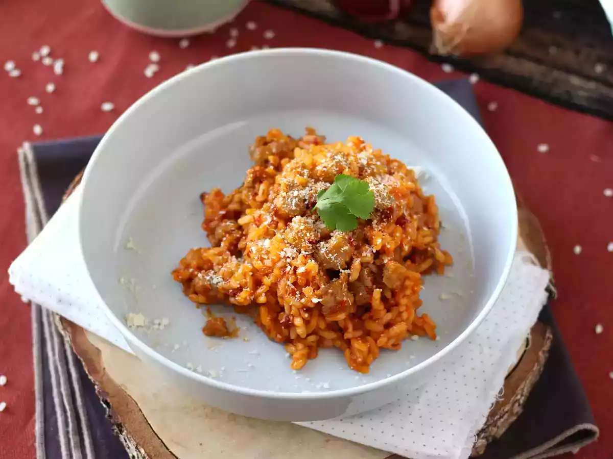 Risotto 'nduja i kiełbasa, pierwsze danie o intensywnym smaku - zdjęcie 5