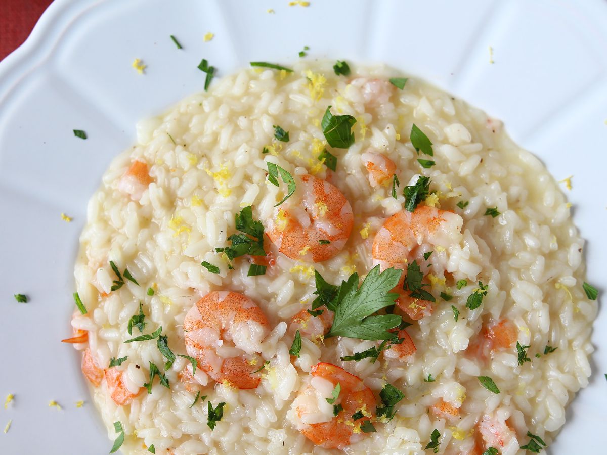 Risotto z krewetkami i cytryną, eleganckie i łatwe pierwsze danie - zdjęcie 4