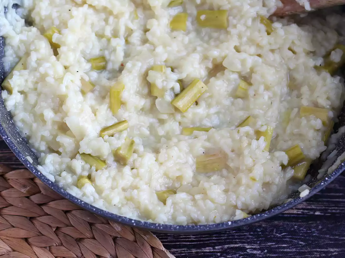 Risotto z zielonymi szparagami i parmezanem - zdjęcie 4