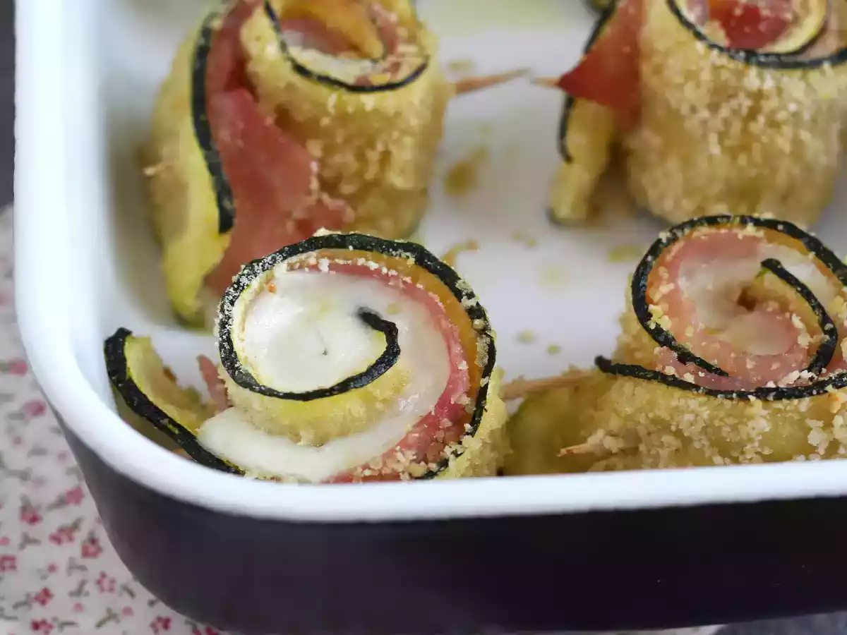 Roladki z cukinii zapiekane z szynką i serem scamorza - zdjęcie 2