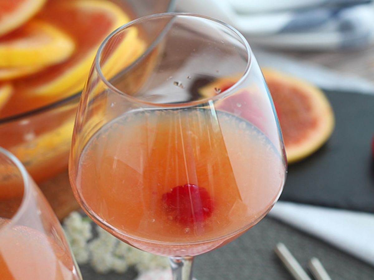 Różowa sangria z różowym winem - zdjęcie 5
