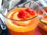 Różowa sangria z różowym winem, zdjęcie 3