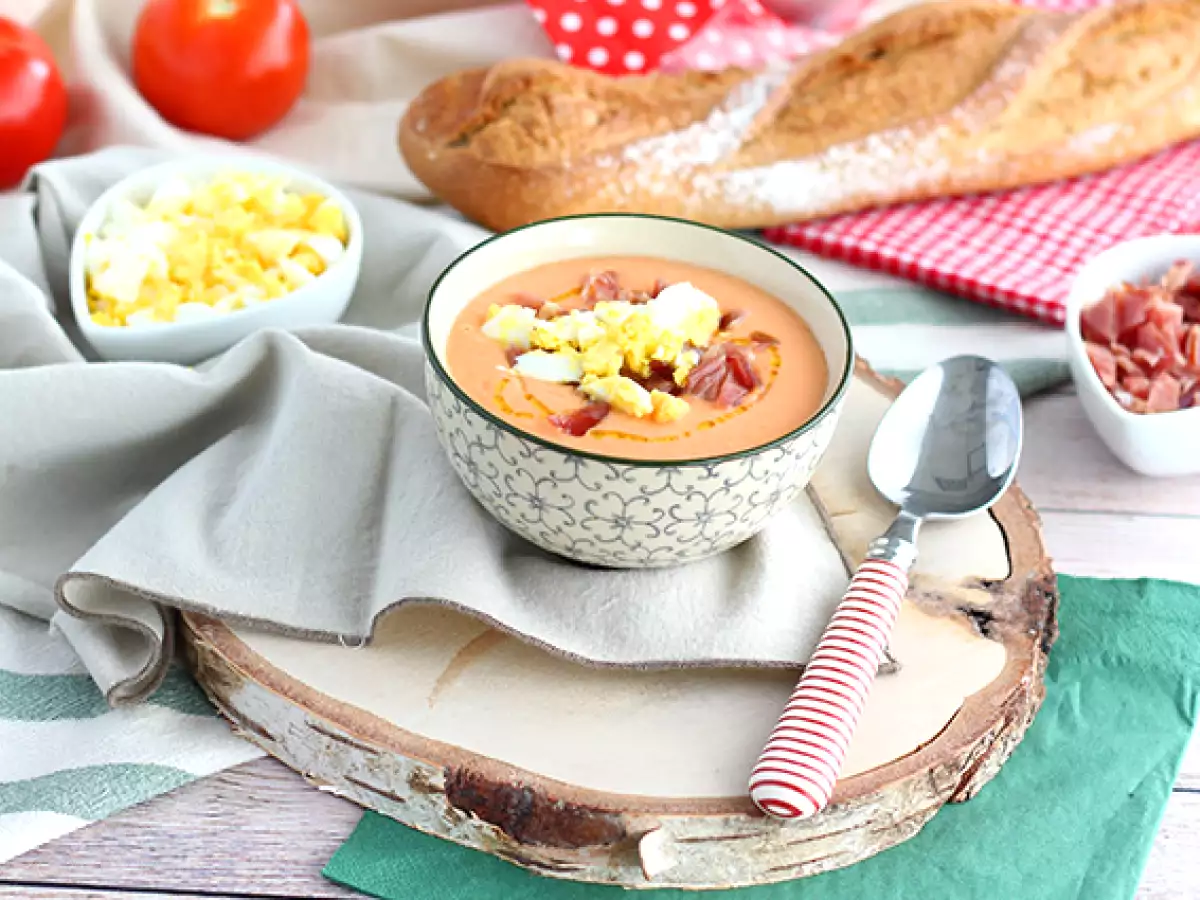 Salmorejo – hiszpańska zupa pomidorowa na zimno
