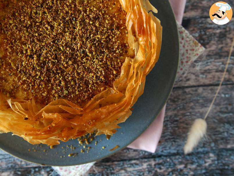 Sernik w stylu baklavy z pistacjami, chrupiący i rozpływający się w ustach - zdjęcie 7