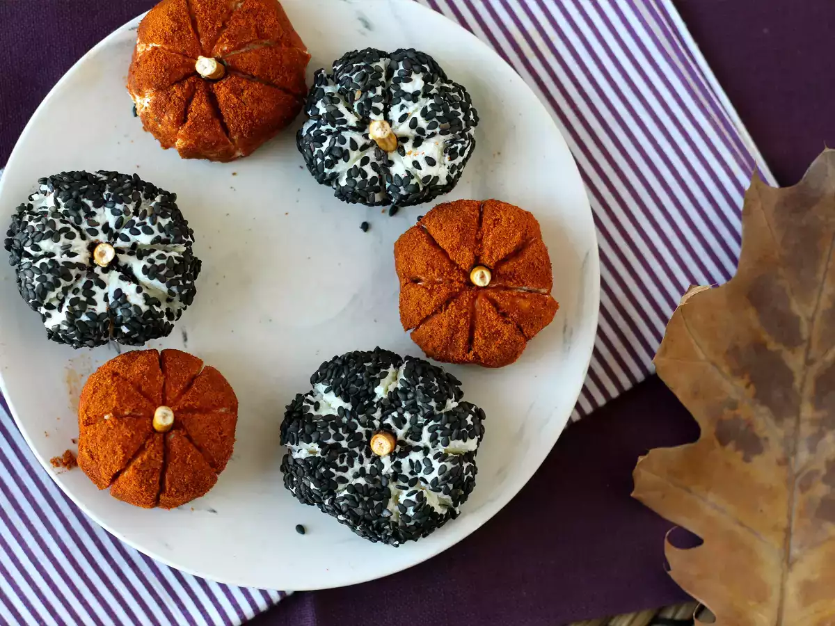 Serowa pasta na Halloween w kształcie dyni – idealna na imprezę! - zdjęcie 7