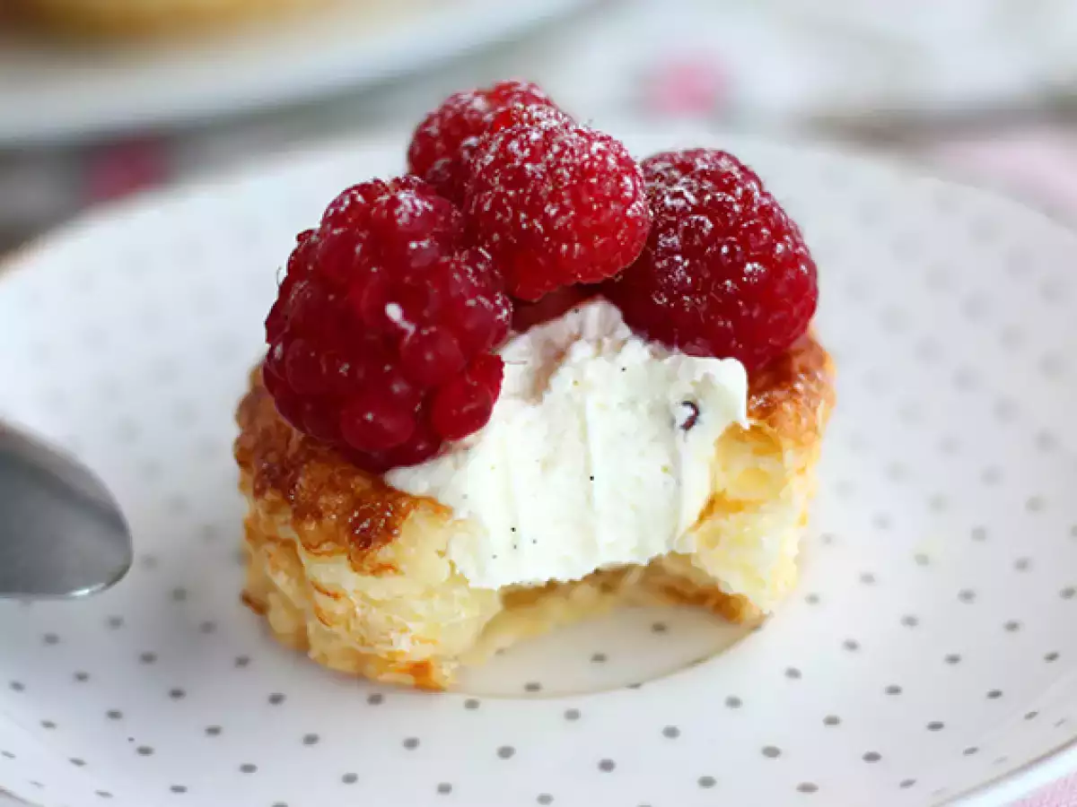 Słodkie vol-au-vent z malinami i mascarpone - zdjęcie 4