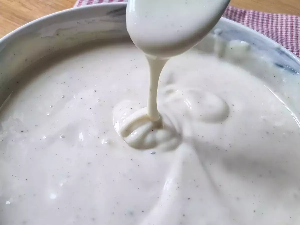 Sos beszamelowy z Thermomixem