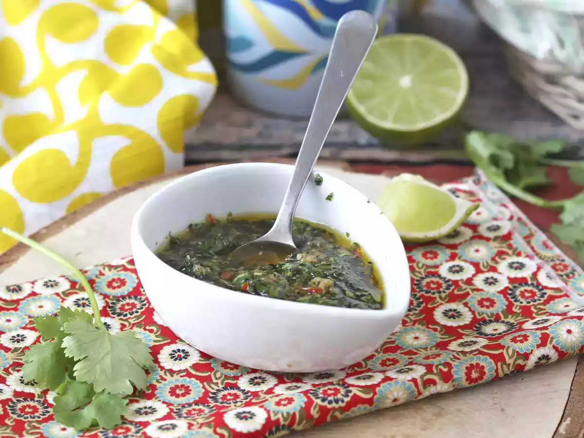 Sos chimichurri: idealny dodatek do asado i grillowania. - zdjęcie 4