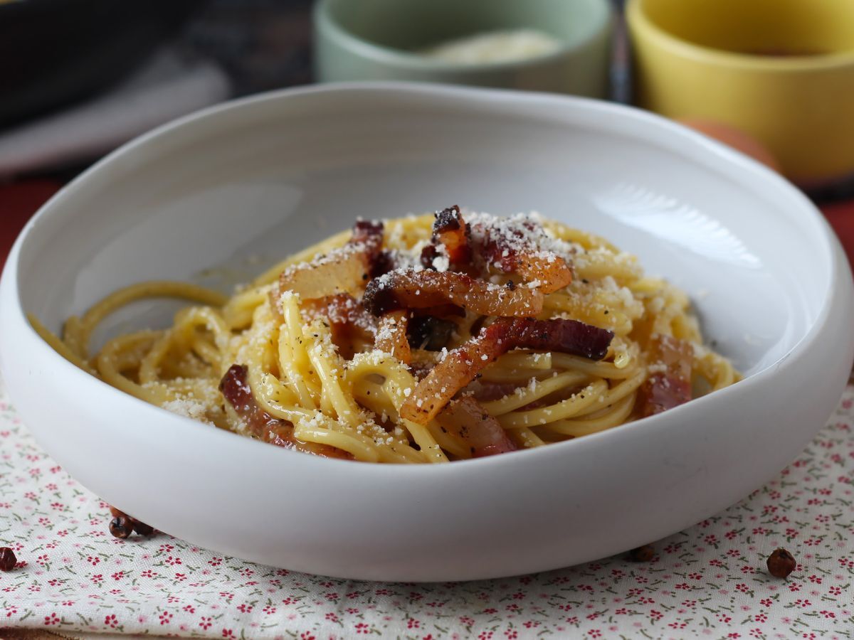 Spaghetti alla carbonara, prawdziwy włoski przepis na carbonarę!