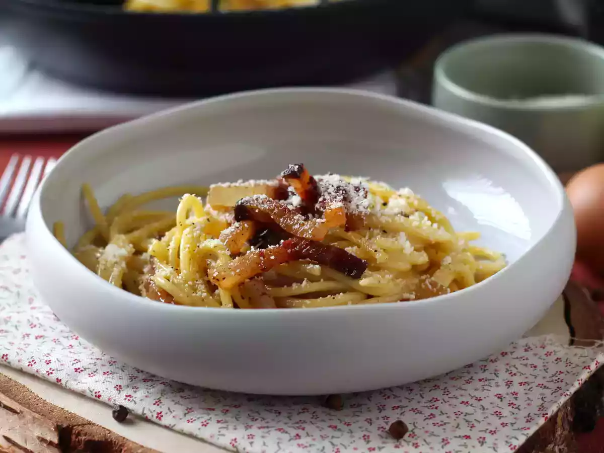 Spaghetti alla carbonara, prawdziwy włoski przepis na carbonarę! - zdjęcie 2