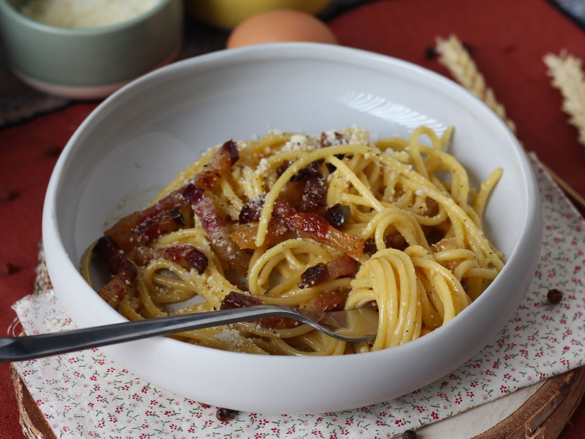 Spaghetti alla carbonara, prawdziwy włoski przepis na carbonarę! - zdjęcie 4