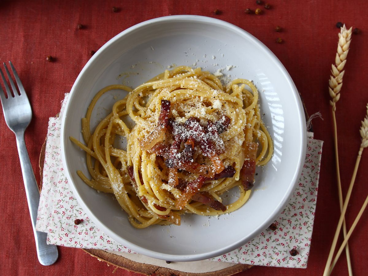 Spaghetti alla carbonara, prawdziwy włoski przepis na carbonarę! - zdjęcie 6