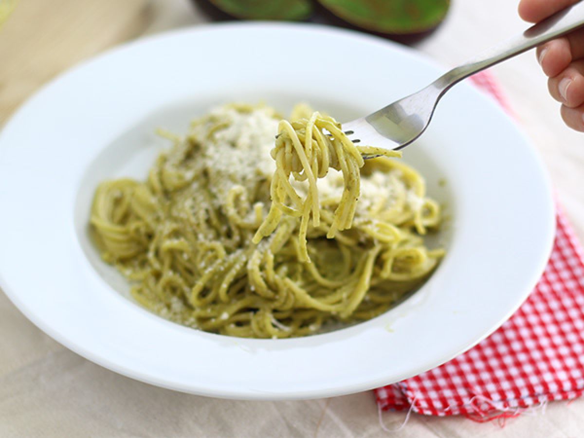Spaghetti carbonara z awokado - zdjęcie 3