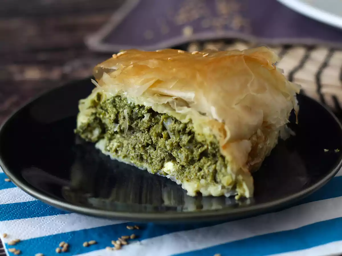 Spanakopita, superłatwy grecki placek ze szpinakiem i serem feta - zdjęcie 5
