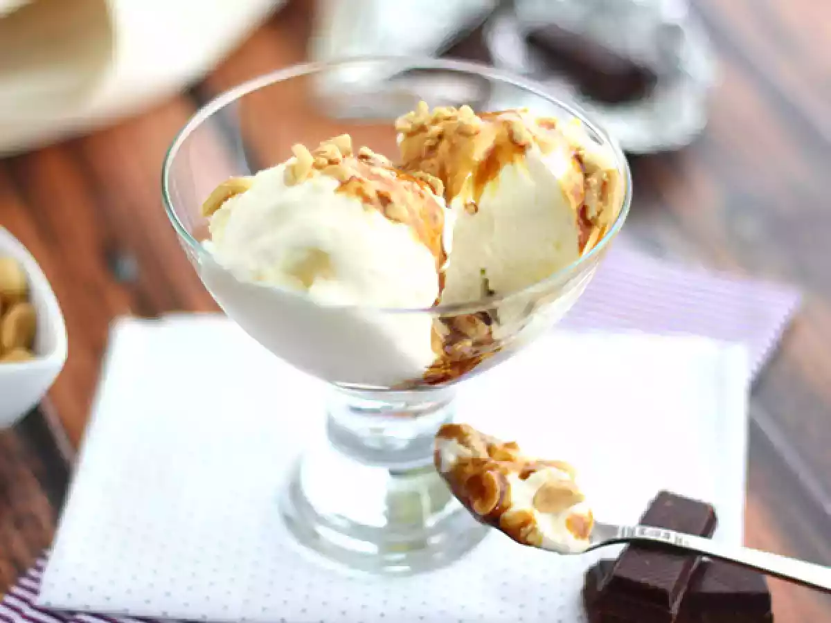 Sundae, słodkie amerykańskie lody - zdjęcie 3