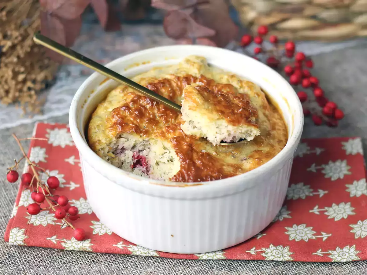 Super proste ciasto proteinowe z czerwonymi owocami - zdjęcie 2