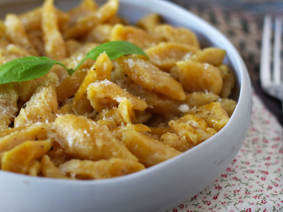 Świeży makaron z butternuta z zaledwie 2 składników - zdjęcie 4
