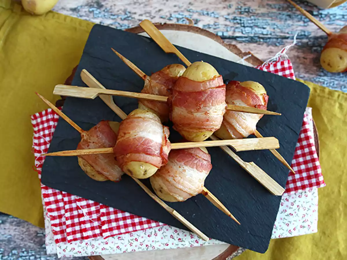 Szaszłyki aperitif z ziemniakami i wędzonym boczkiem - zdjęcie 3