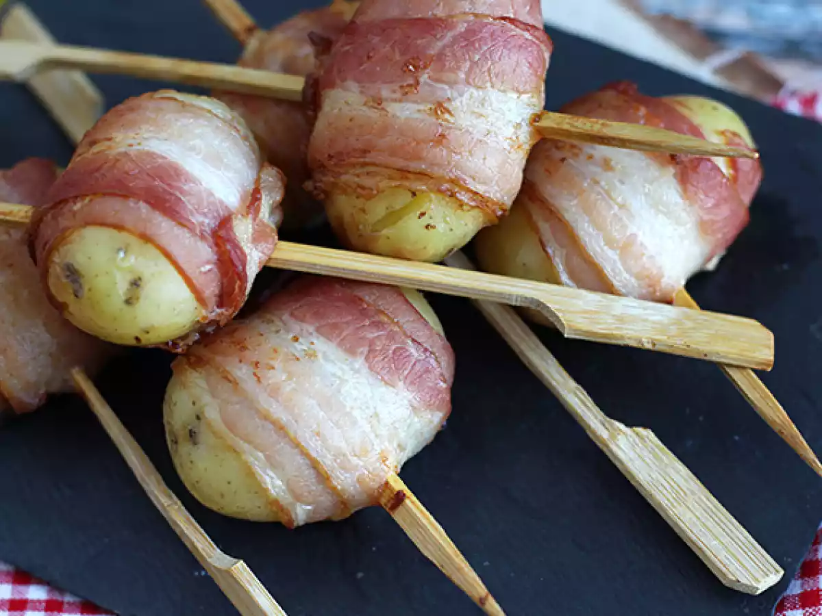 Szaszłyki aperitif z ziemniakami i wędzonym boczkiem - zdjęcie 4