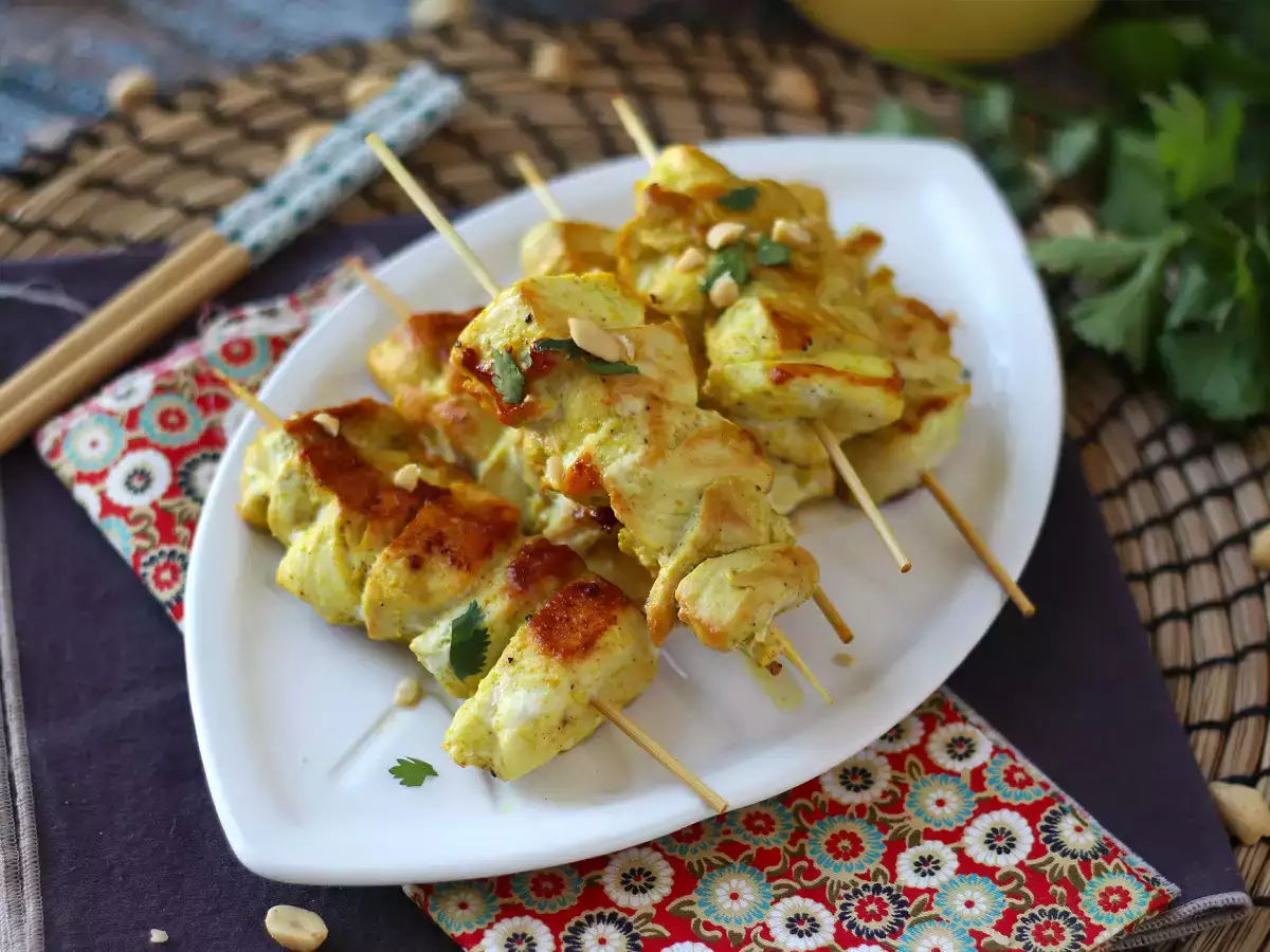 Szaszłyki z kurczaka z sosem satay – kulinarna podróż do Azji! - zdjęcie 2