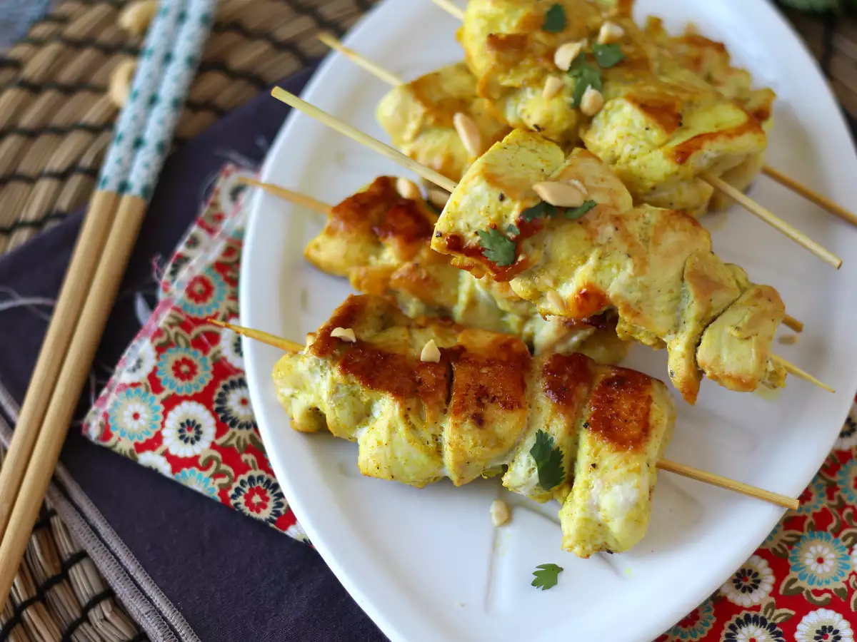 Szaszłyki z kurczaka z sosem satay – kulinarna podróż do Azji! - zdjęcie 3