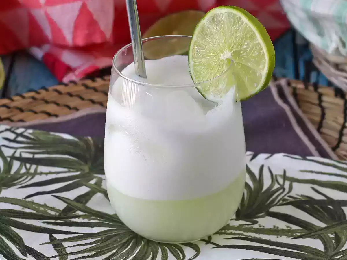 Szwajcarska lemoniada z mlekiem skondensowanym - zdjęcie 2