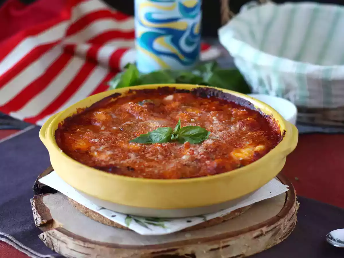 Szybkie i pocieszające zapiekanki z pomidorów i mozzarelli - gnocchi alla sorrentina w piekarniku