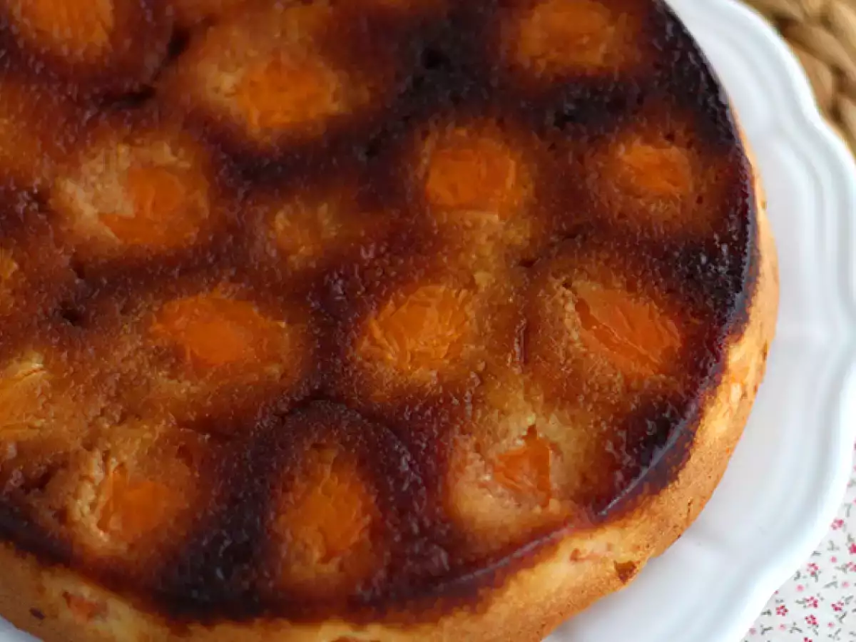 Szybkie i proste ciasto z morelami - zdjęcie 4